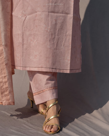 Jasmine in-house printed straight cut set in cotton lawn with modal silk dupatta